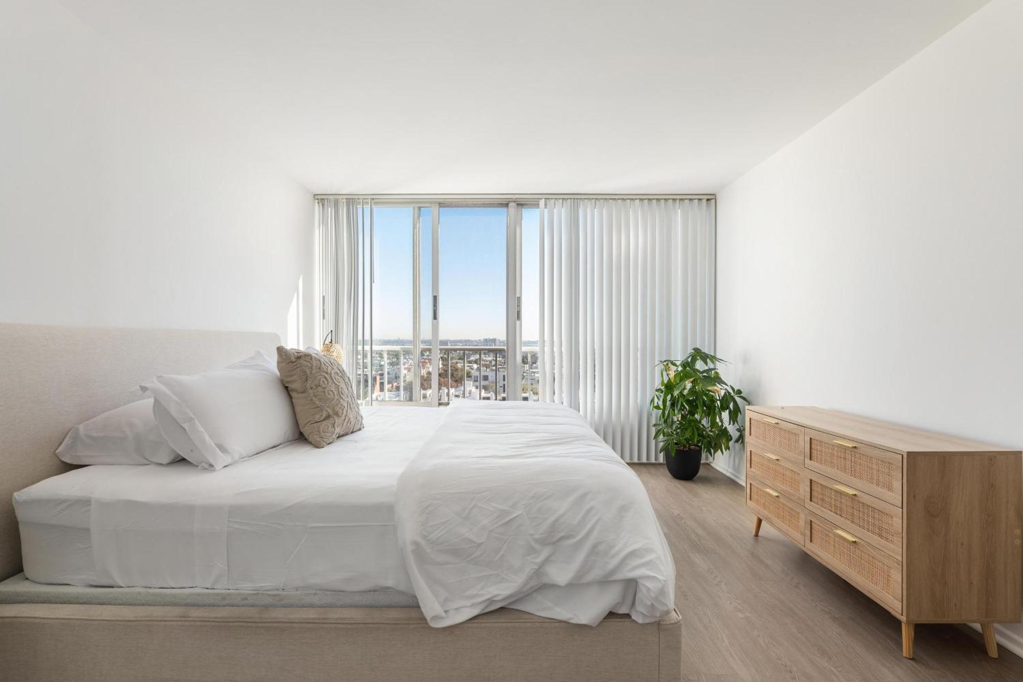 The Violet-santa Monica Highrise Front&view Apartamento